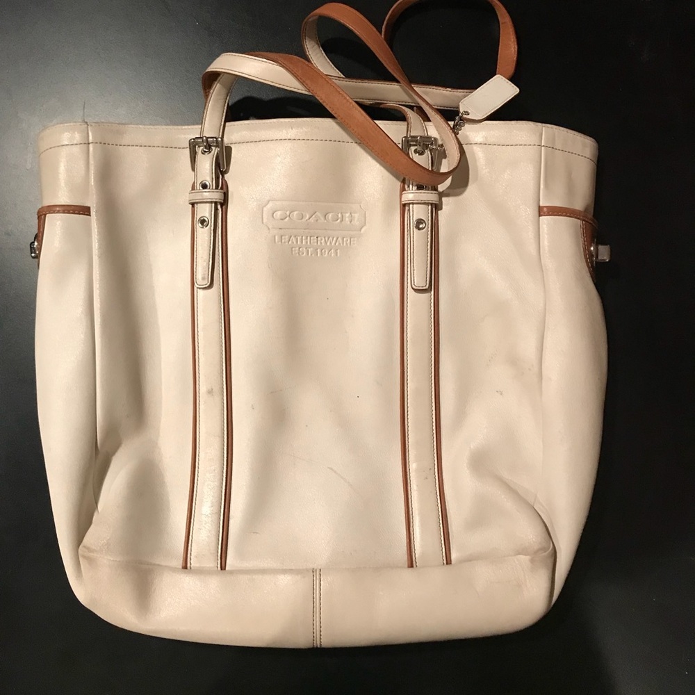 Lot of 4 Authentic Coach Purses / Handbags